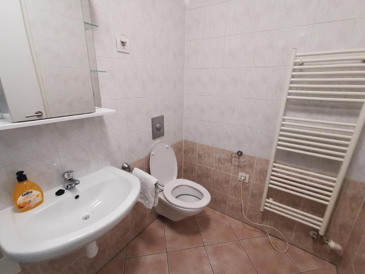 Trnovo Apartment With Free Parking Ljubljana Exteriör bild